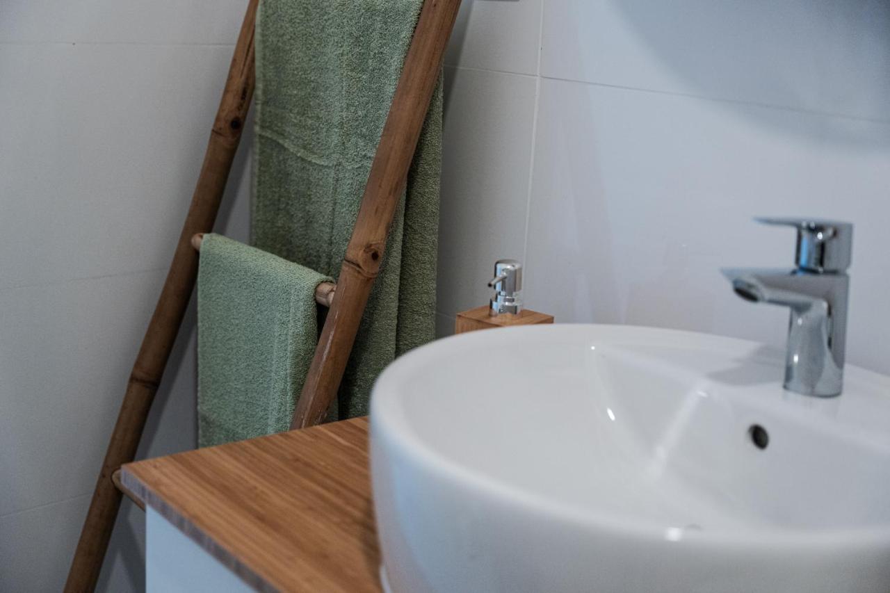 Volenter Lux Apartment Uno Бая Экстерьер фото