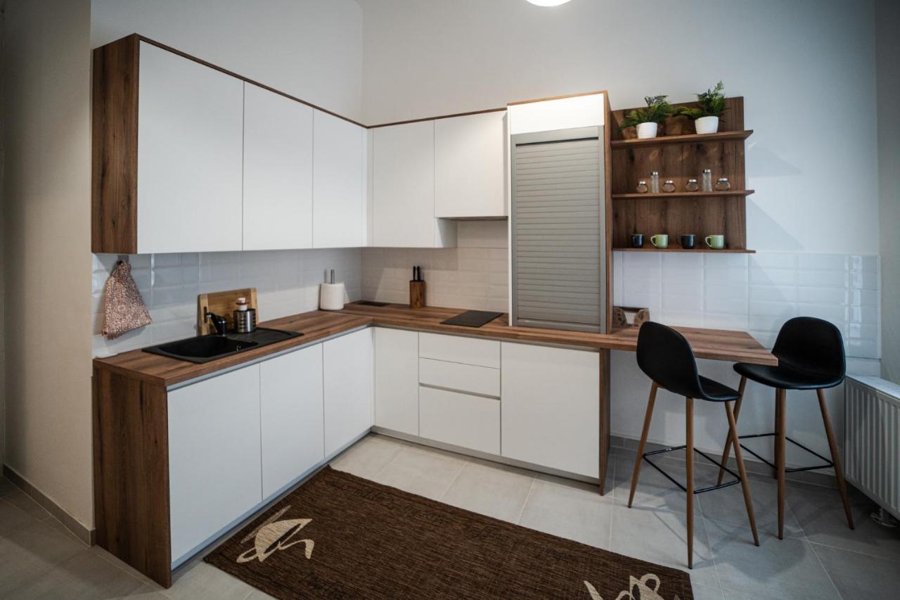 Volenter Lux Apartment Uno Бая Экстерьер фото